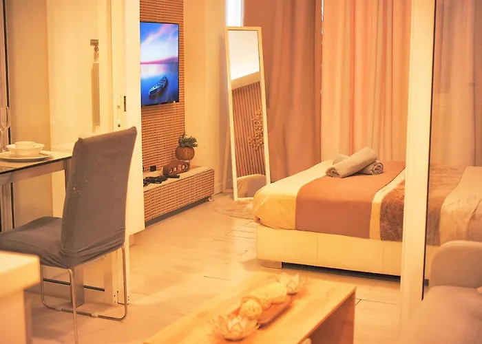 Aparthotel Cozy Tahanan Azure Close To Naia Manila